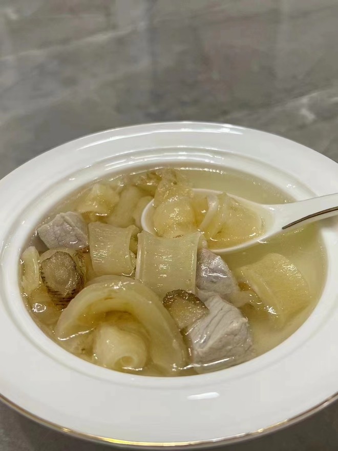 补气血鱼胶汤