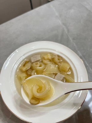 补气血鱼胶汤