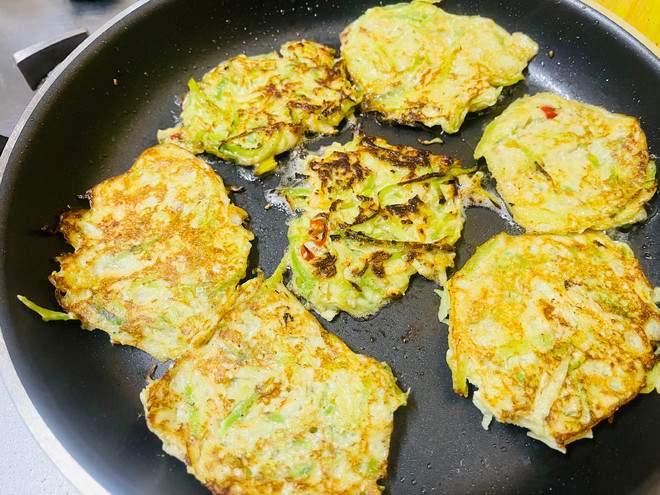 有灵魂的香煎鱼籽青萝卜饼