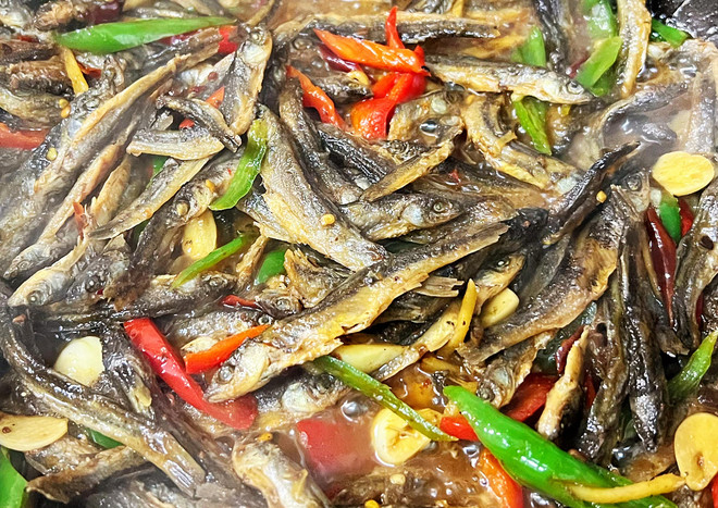 香辣小干鱼