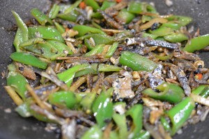 青椒炒巴浪鱼干