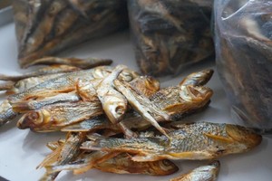 爆下饭的 酸香辣小鱼干