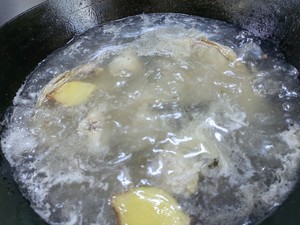 石斑鱼头豆腐汤