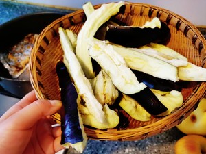 酱焖三文鱼头（拌饭绝配）