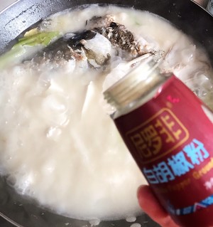 奶白鱼头汤（鲜）