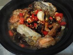 砂锅鱼头煲