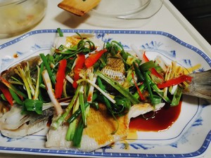 清蒸嫩滑淡水鲈鱼