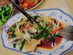 清蒸嫩滑淡水鲈鱼