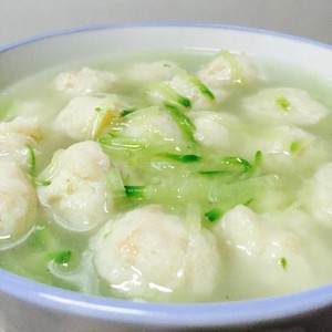 鱼丸萝卜丝汤（百分百鱼丸）