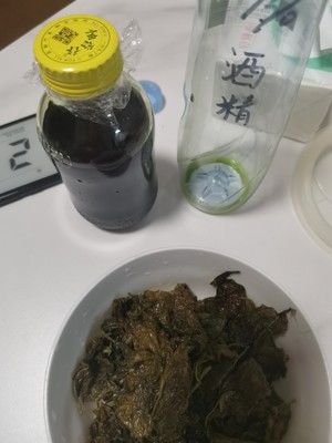自制薄荷金银花露水（外用）
