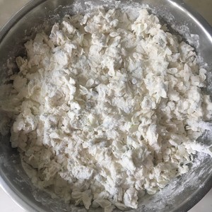 槐树花的最经典吃法一一槐树花馒头