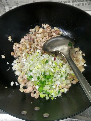 槐花酱肉大包子