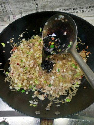槐花酱肉大包子