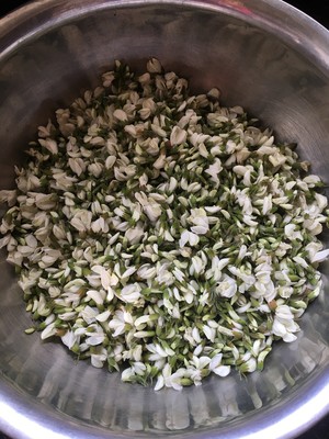 「新鲜槐花的两种✌️储存方法」