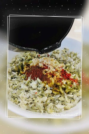 槐花麦饭