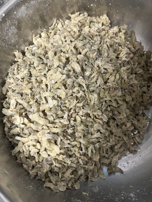 我最爱的炒洋槐花（附蒸法，非常松散）