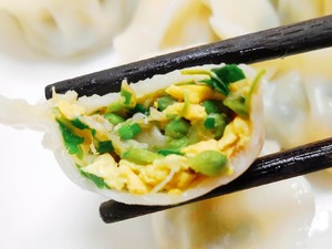 槐花三鲜饺子