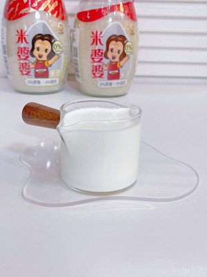 茉莉花茶酒酿冰奶