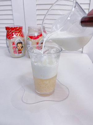 茉莉花茶酒酿冰奶