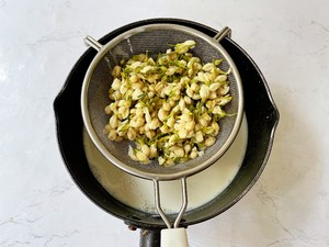 茉莉花奶冻