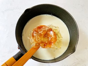 茉莉花奶冻