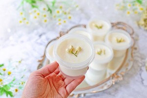 茉莉花奶冻