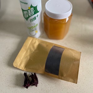 蝶豆花洛神花气泡水