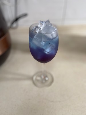 蝶豆花洛神花气泡水