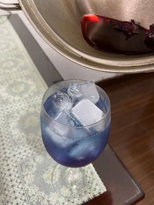 蝶豆花洛神花气泡水