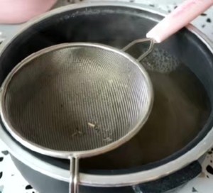 茅根菊花海底椰膏/土茯苓膏
