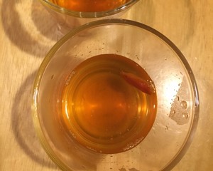 菊花枸杞茶：平肝明目，清热解毒
