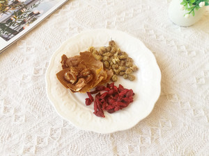 三宝茶—罗汉果菊花茶