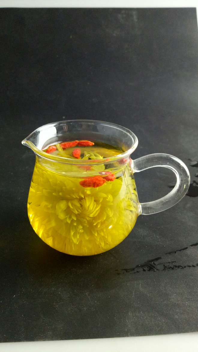 枸杞菊花茶