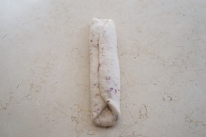 色与香同赋的玫瑰吐司