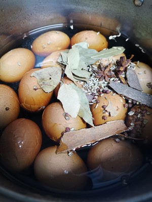 不用茶叶的超入味茶叶蛋