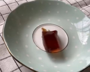Q弹爽口红茶冻