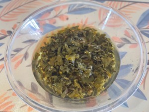 不经油炸的茶叶虾