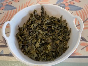 不经油炸的茶叶虾