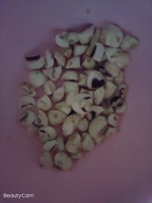双孢菇鸡蛋茄酱浓汤