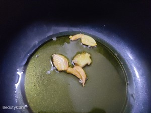 双孢菇鸡蛋茄酱浓汤
