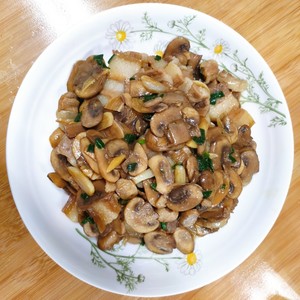 健康营养吃了还想吃的双孢菇炒肉(杏鲍菇炒肉)