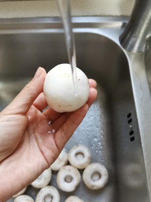 香煎口蘑  鲜的扭起来