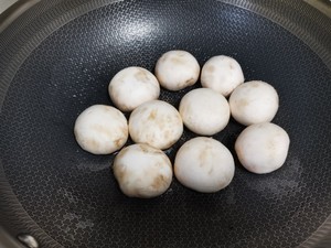 香煎口蘑  鲜的扭起来