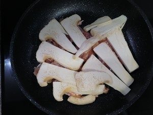 白灵菇照烧鸡腿