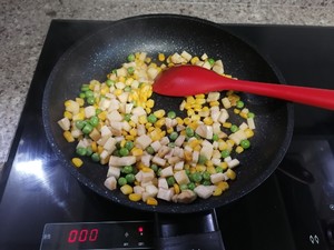 白灵菇蟹柳金包银炒饭??人生到达了巅峰