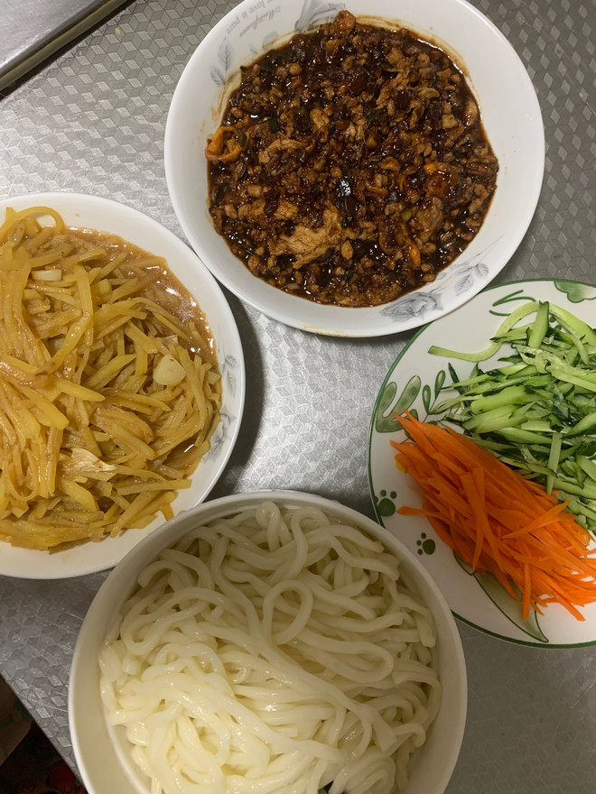第一次发菜谱，比较紧张，希望大家多多指教。