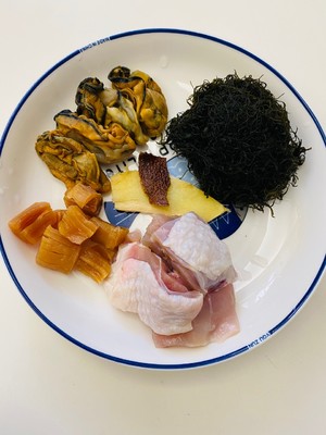 蚝豉发菜瑶柱鸡粥