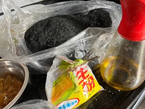 蚝豉花胶发菜猪手
