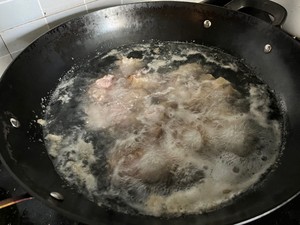 蚝豉花胶发菜猪手