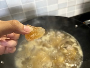 蚝豉花胶发菜猪手